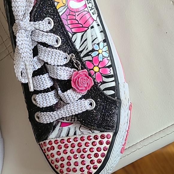 NWOT Skechers Love and Flowers girls sz 2 - Picture 3 of 5